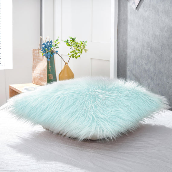 Fellkissen mit Füllung | Mint